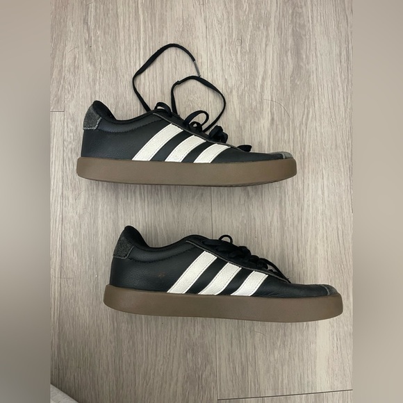 Adidas Black Leather Shoes with White Stripes - Picture 4 of 6